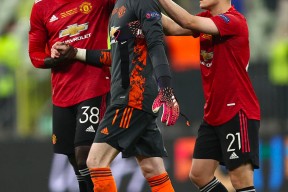 华体会登陆-曼联轻取AC米兰，贝尔扑点救主欧联杯的简单介绍